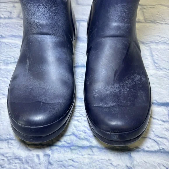 Hunter Women's Original Short Boot Navy Womens 7 Mens 6 Rain Boots Waterproof - Picture 2 of 11